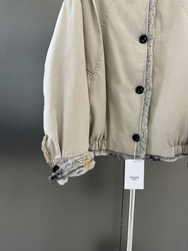 Ce1i*e outwears